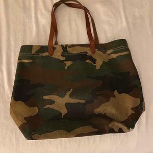 madewell camo tote bag